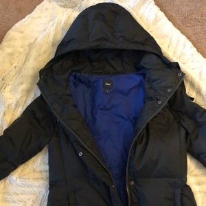 Gap Black Puffer coat